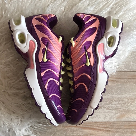 NWT Nike Air Max Plus - Picture 2 of 8